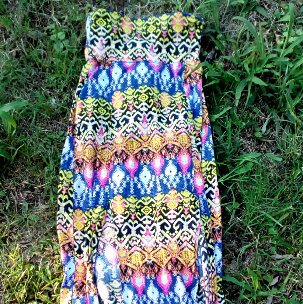 Maxi skirt with leg slits